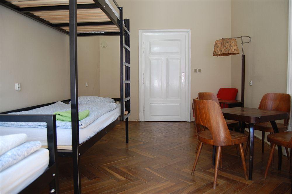 Hostel Fleda Brno Luaran gambar